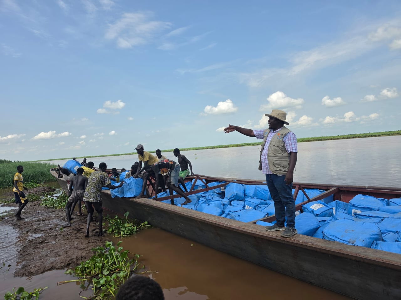 Offloading LLINs from the Boma level for distribution